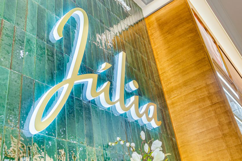 corpori julia